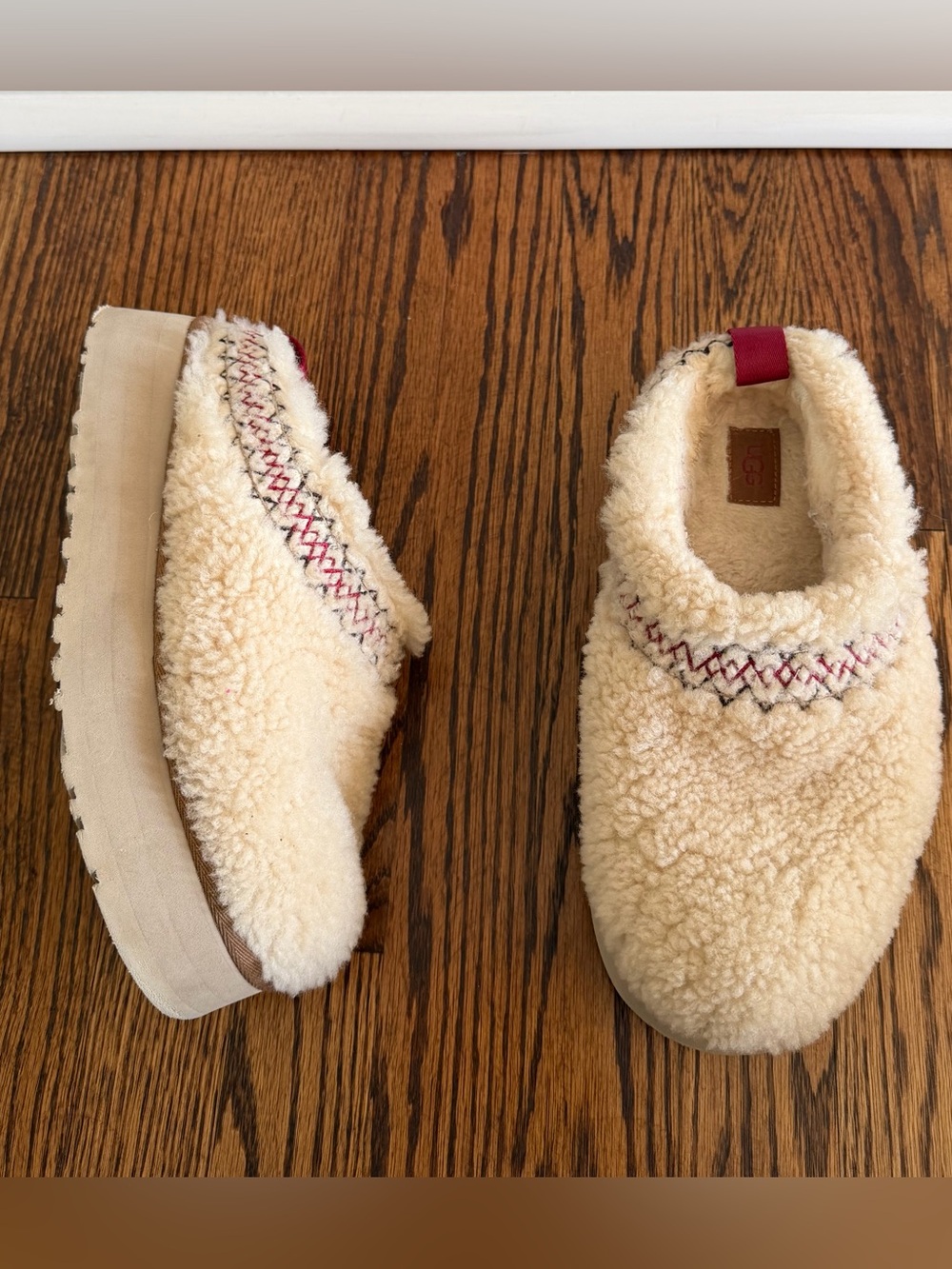 Ugg Taz Sherpa clog - Womens 8